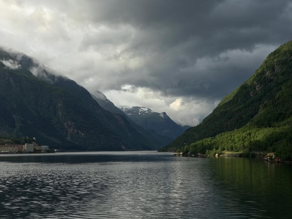 Trolltunga Studios ออดดา ภายนอก รูปภาพ